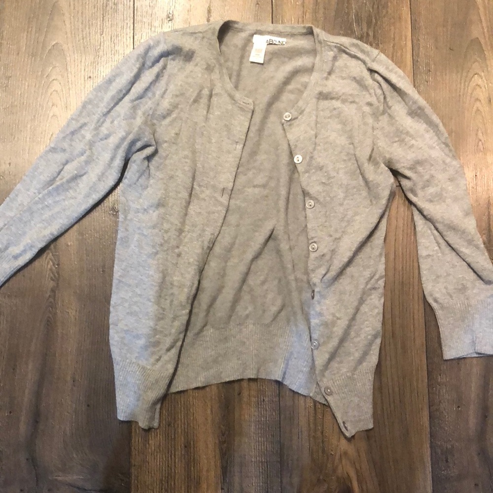 Sweater - Picture 1 of 1